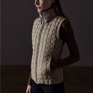 Aether Phase Women's Quilted Tan Vest jacket M